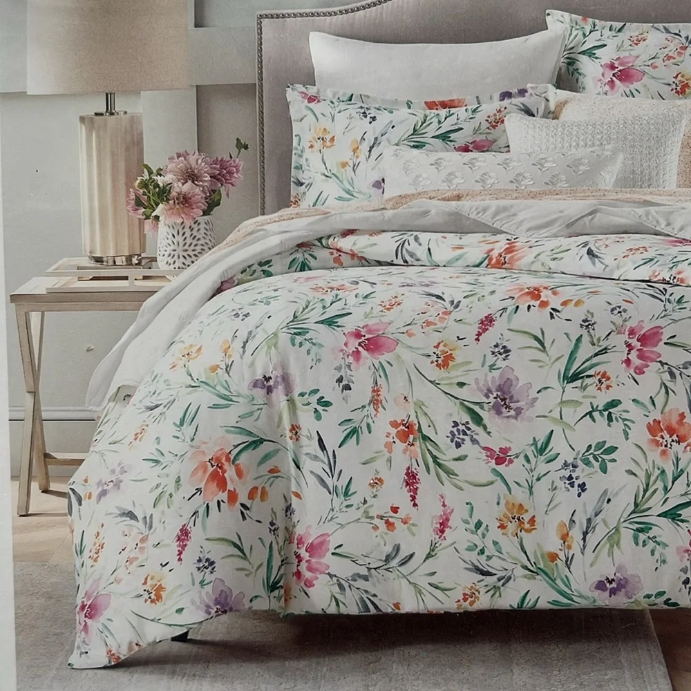 Sky Pastel Perennials Duvet Cover Set, Twin New in Box Retail $230